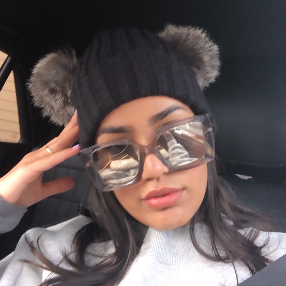 Meet your Posher, Blair